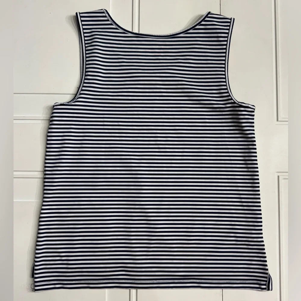 Vineyard Vines Navy White Striped Tank Top Sleeveless Blouse Size Medium - Picture 6 of 6